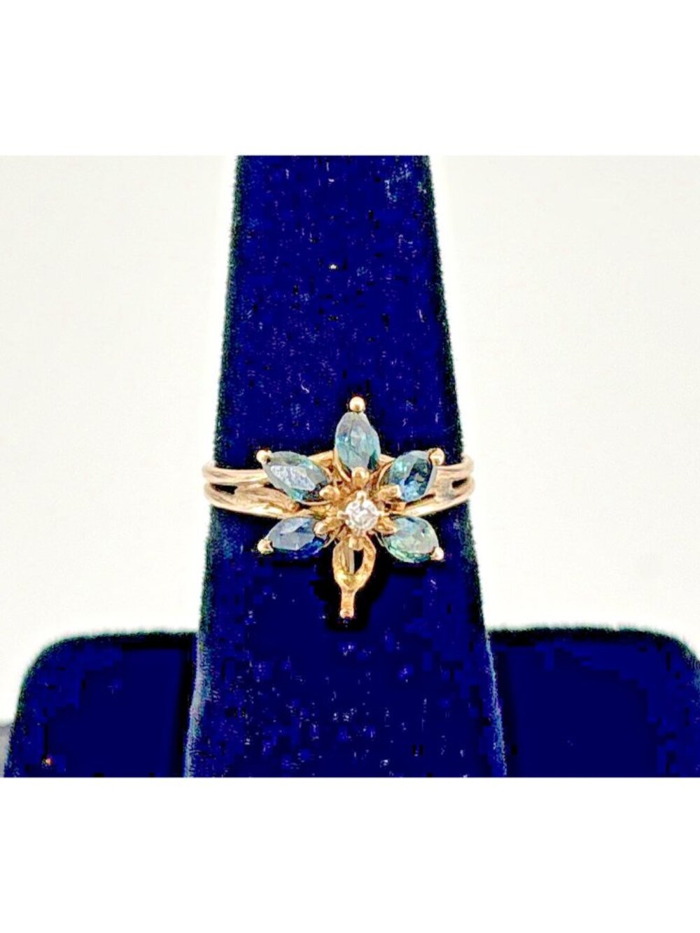 9K GOLD Ring ==SIZE 5. 75== SAPPHIRE/DIAMOND= MISSING STONE==scrap or restore=